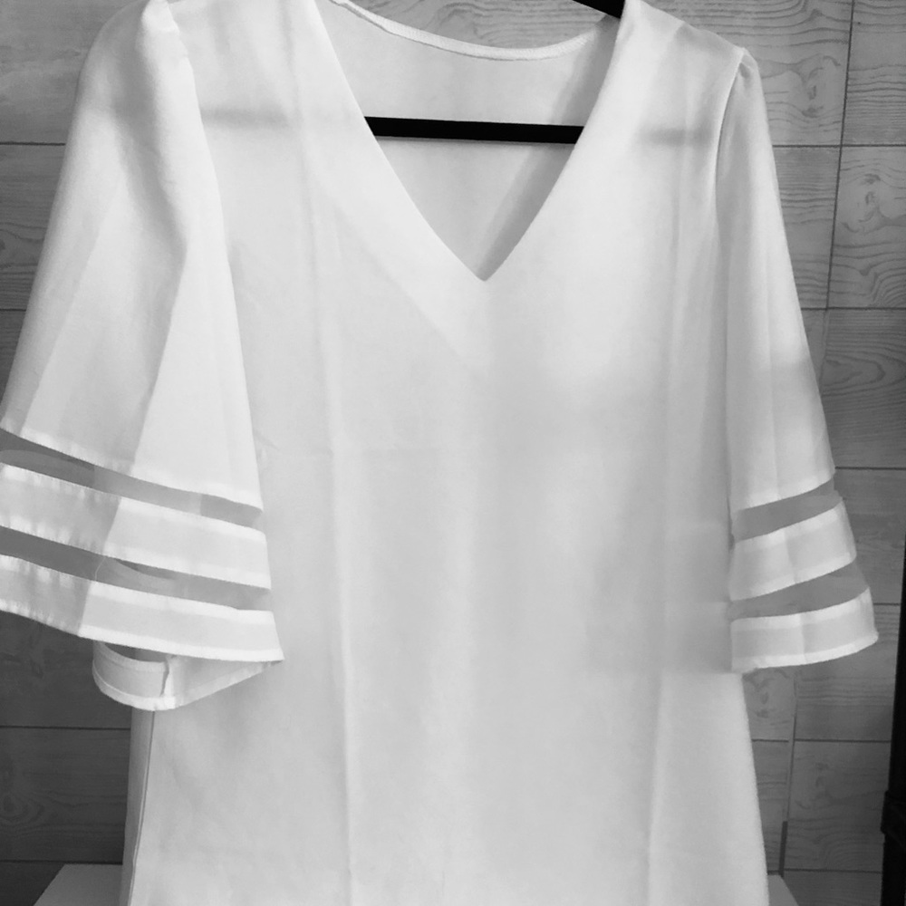Fashion forward White Bell Sleeved Bouse